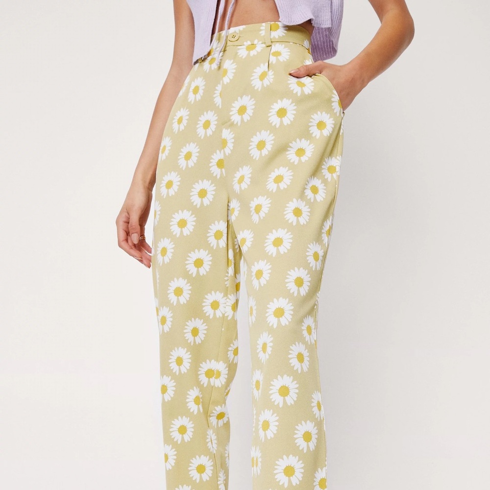 NASTY GAL Daisy Print Pant